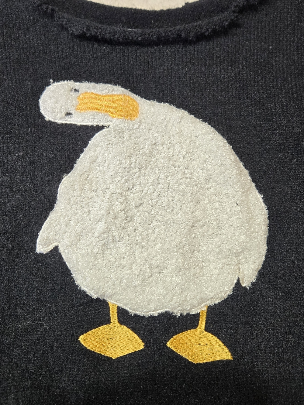 Aelfric Eden Goose Sweater Black Crewneck Graphic Knit Size Large *Cut Neckline - Picture 9 of 9